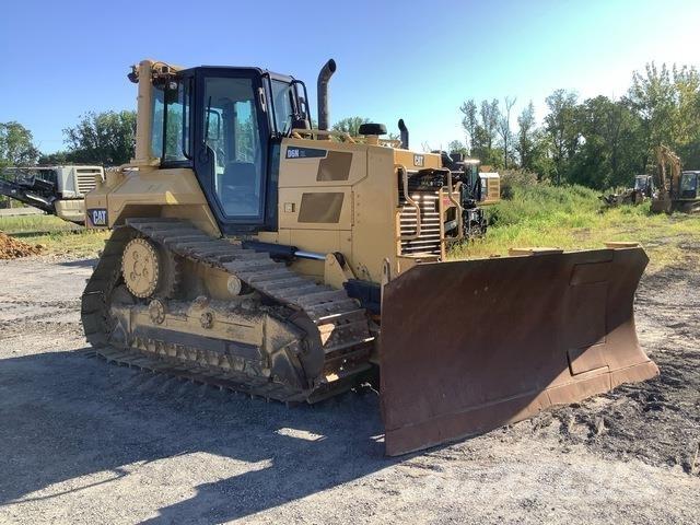 CAT D6N XL 履帶推土機