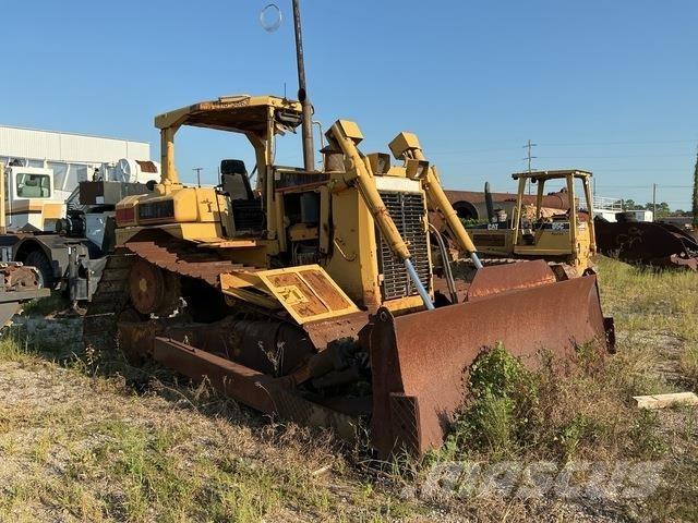 CAT D6R 履帶推土機