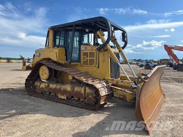 CAT D6T 履帶推土機