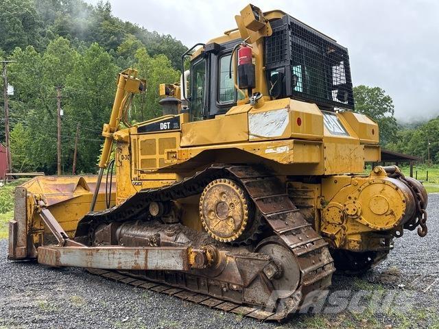 CAT D6T XL 履帶推土機