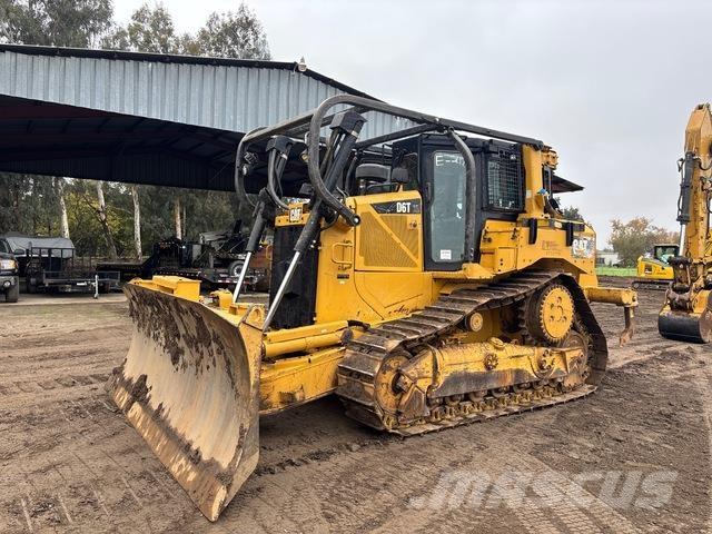 CAT D6T XL 履帶推土機