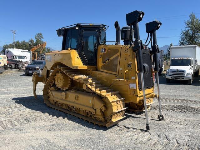 CAT D7 履帶推土機