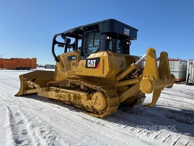CAT D7E 履帶推土機