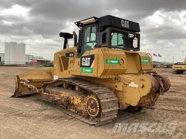 CAT D7E 履帶推土機