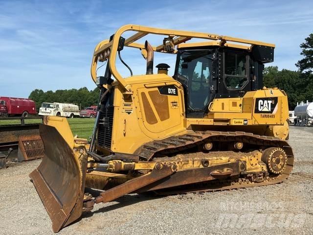 CAT D7E 履帶推土機