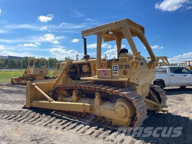CAT D7G 履帶推土機