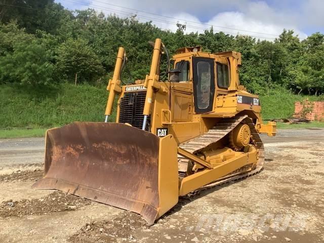 CAT D7H 履帶推土機