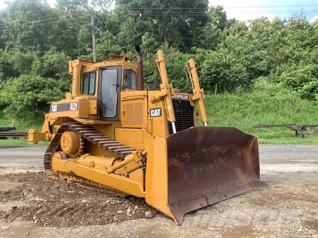 CAT D7H 履帶推土機