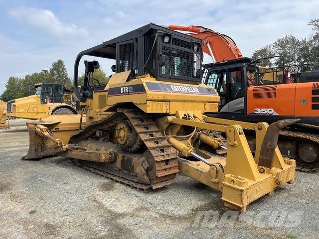 CAT D7R 履帶推土機