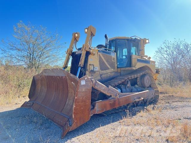 CAT D8T 履帶推土機