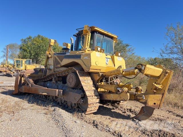 CAT D8T 履帶推土機