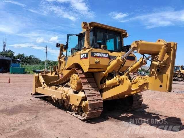 CAT D8T 履帶推土機