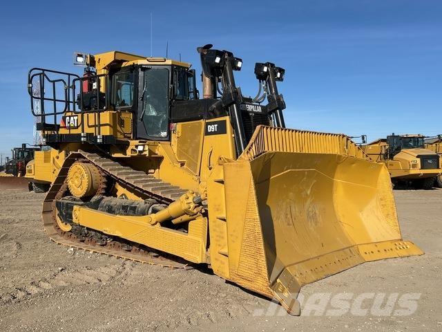 CAT D9T 輪式推土機