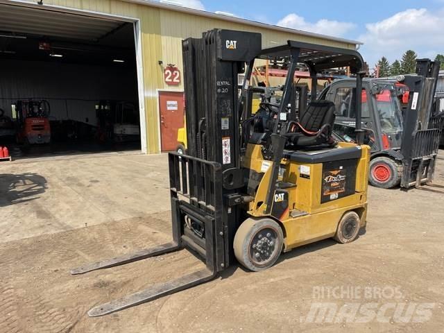 CAT E5000 電動堆高機