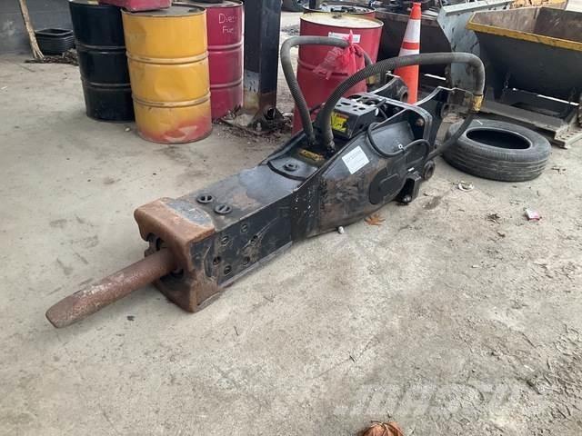 CAT H110E 鐵鎚/碎石機