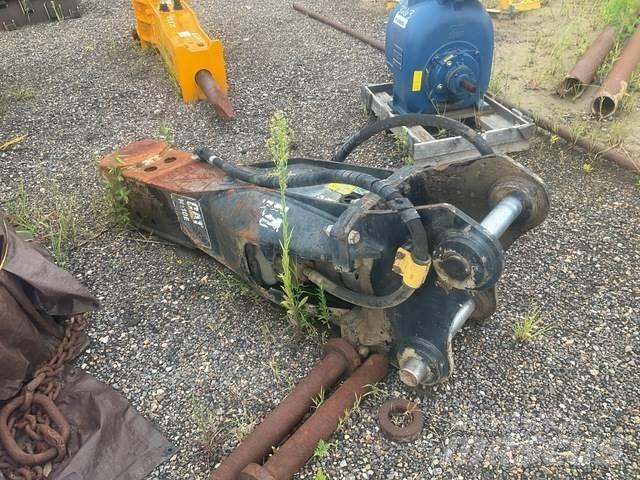 CAT H110ES 鐵鎚/碎石機