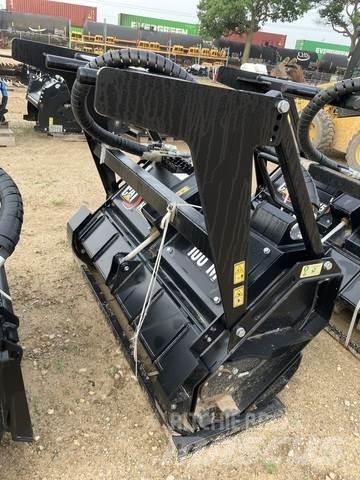 CAT HM112C 林業覆蓋機