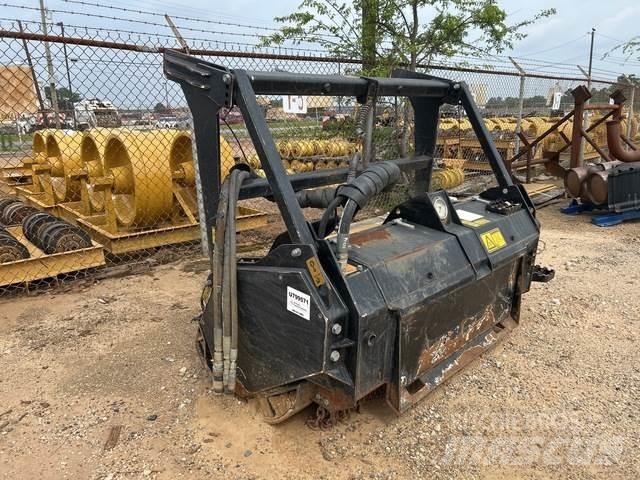 CAT HM416 林業覆蓋機