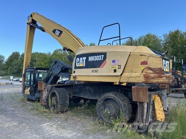 CAT MH3037 廢棄物/工業用操作車