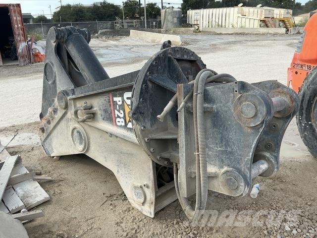 CAT P-28 工程軋碎機(壓碎機)