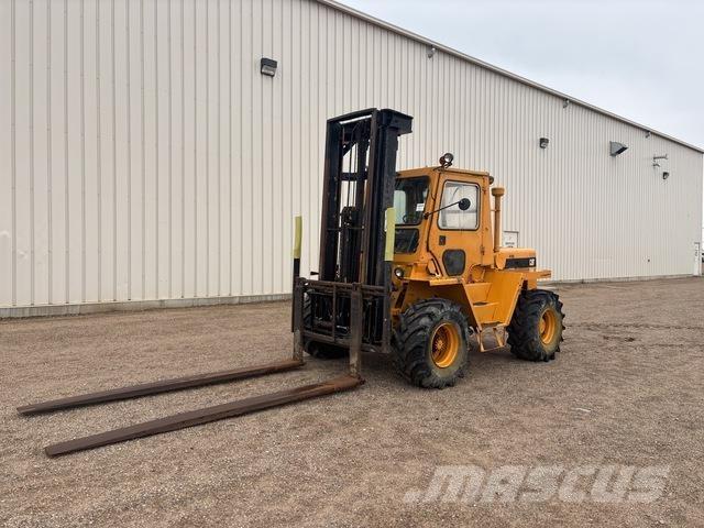 CAT R80 越野車