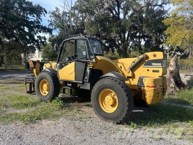CAT TH560B 伸縮臂操作車