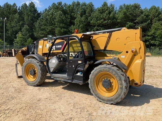 CAT TL1055D 伸縮臂操作車