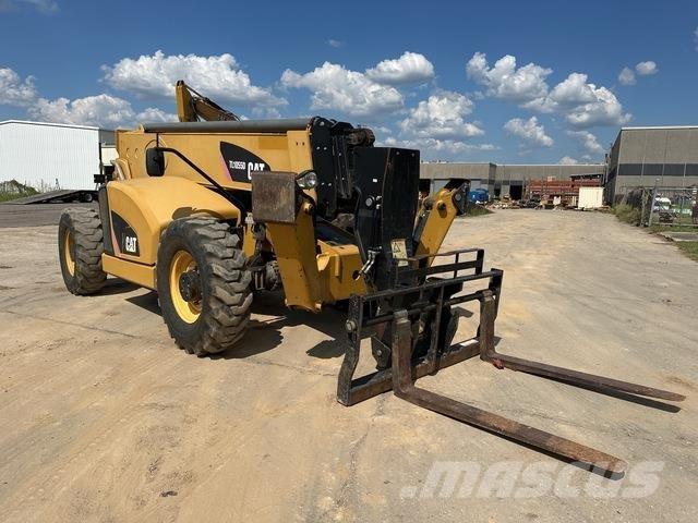 CAT TL1055D 伸縮臂操作車