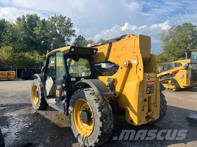 CAT TL943D 伸縮臂操作車