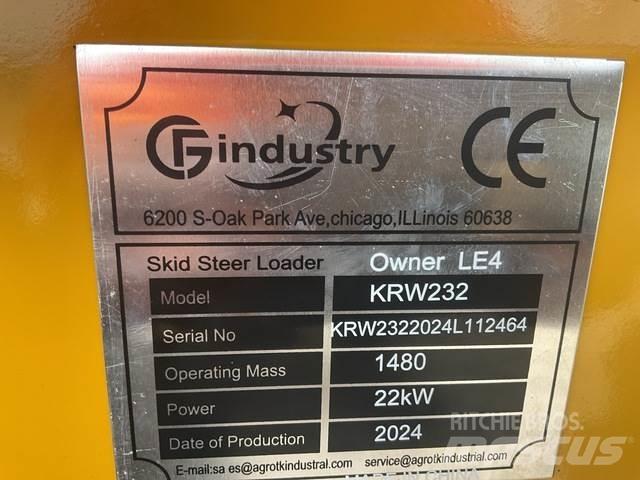 CFG KRW232 滑移轉向裝載機