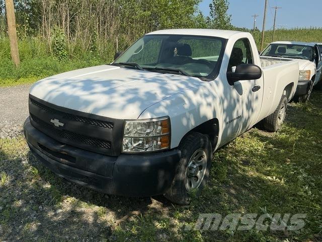 Chevrolet 1500 皮卡.傳統半斗卡車/側卸板