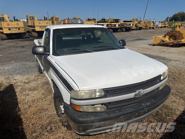 Chevrolet 1500 皮卡.傳統半斗卡車/側卸板