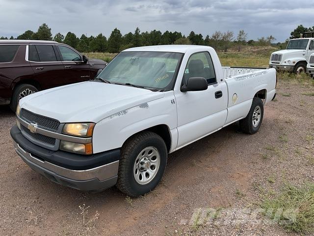 Chevrolet 1500 皮卡.傳統半斗卡車/側卸板
