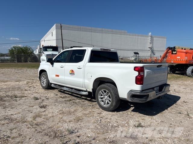 Chevrolet 1500 皮卡.傳統半斗卡車/側卸板