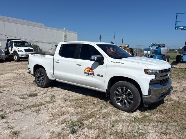 Chevrolet 1500 皮卡.傳統半斗卡車/側卸板