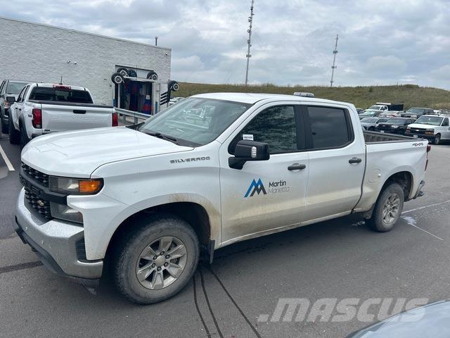 Chevrolet 1500 皮卡.傳統半斗卡車/側卸板