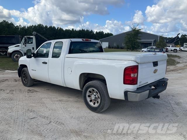 Chevrolet 1500 皮卡.傳統半斗卡車/側卸板