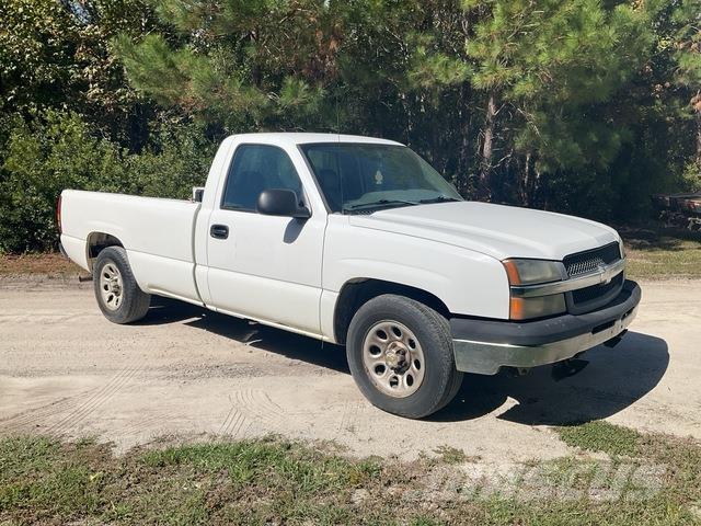 Chevrolet 1500 皮卡.傳統半斗卡車/側卸板