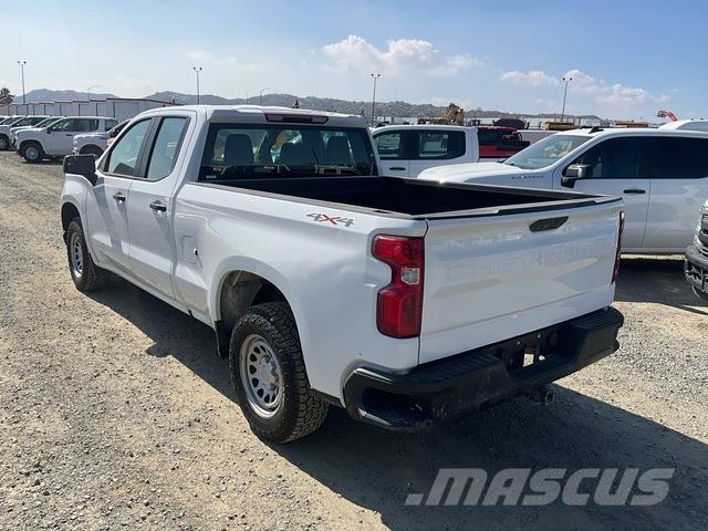 Chevrolet 1500 皮卡.傳統半斗卡車/側卸板