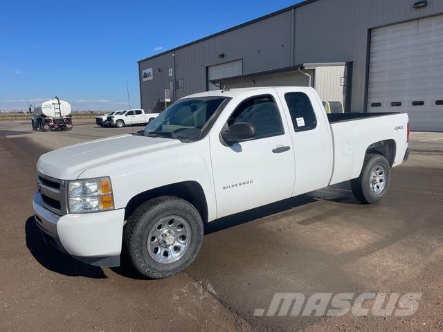 Chevrolet 1500 皮卡.傳統半斗卡車/側卸板