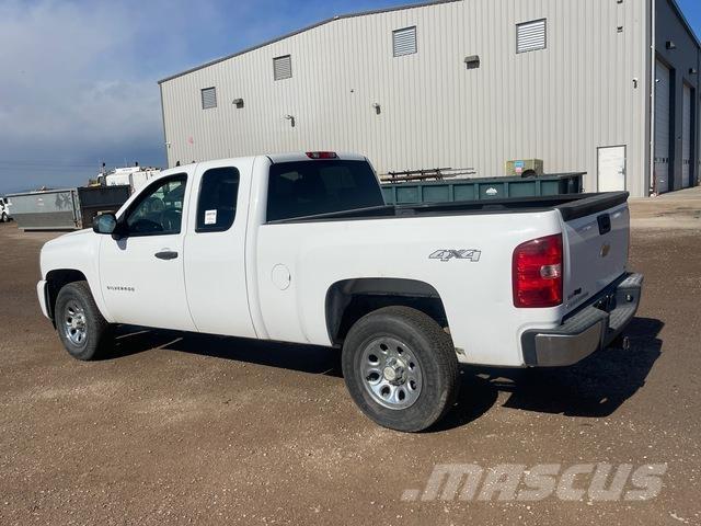 Chevrolet 1500 皮卡.傳統半斗卡車/側卸板