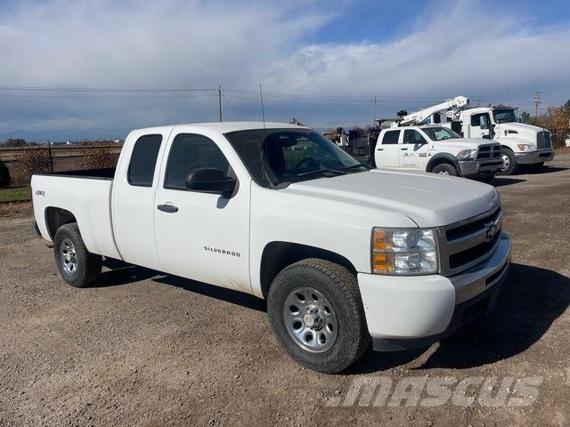 Chevrolet 1500 皮卡.傳統半斗卡車/側卸板