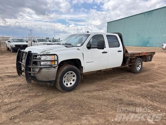 Chevrolet 3500 平板式/側卸式卡車