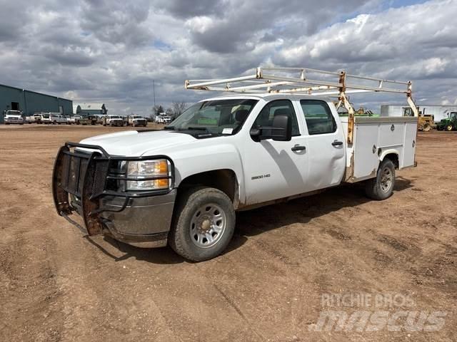 Chevrolet 3500 皮卡.傳統半斗卡車/側卸板
