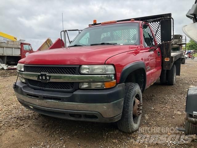 Chevrolet 3500 平板式/側卸式卡車