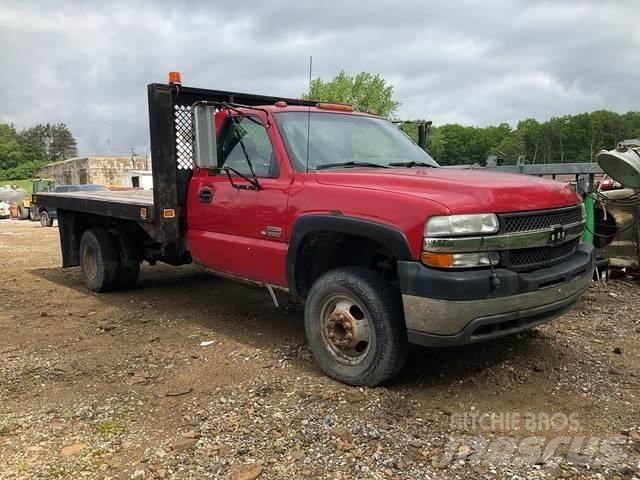 Chevrolet 3500 平板式/側卸式卡車