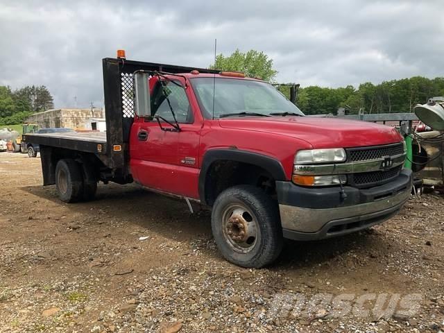 Chevrolet 3500 平板式/側卸式卡車