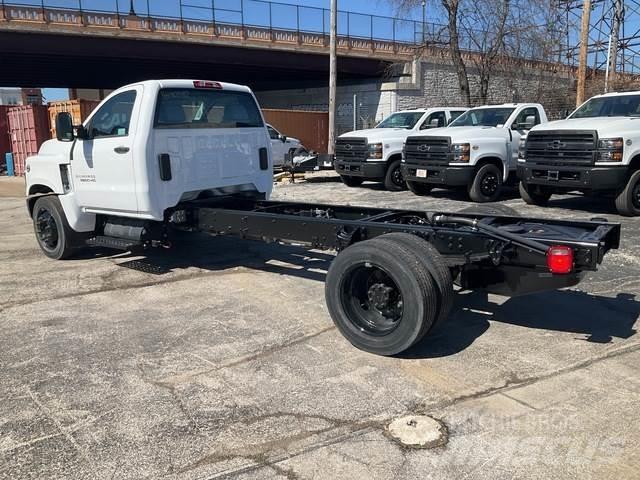 Chevrolet 5500 駕駛室與內部