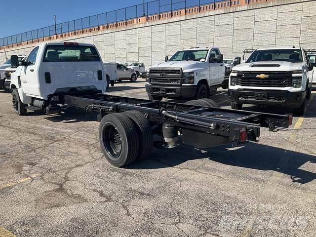 Chevrolet 6500 駕駛室與內部