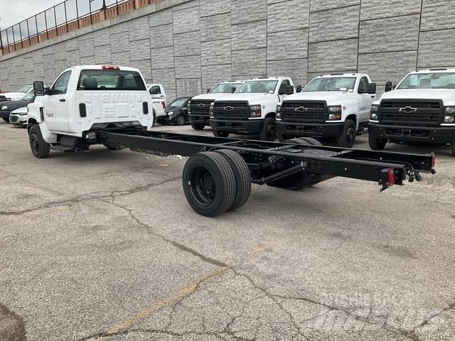 Chevrolet 6500 駕駛室與內部